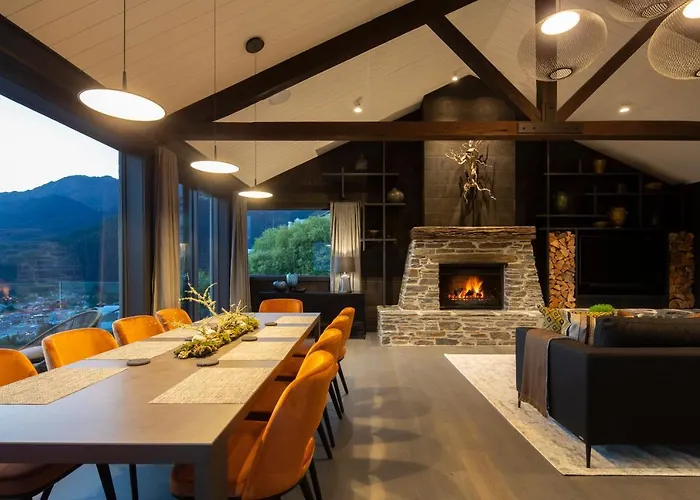 38 Edinburgh By Majordomo Villa Queenstown
